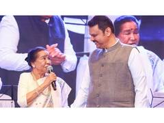 
      
      She was the most versatile artist: Fadnavis mourns Asha Bhosle
      
      
