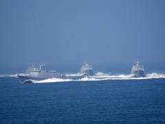 
      
      Taiwan detects 7 Chinese vessels, 3 ship around itself
      
      