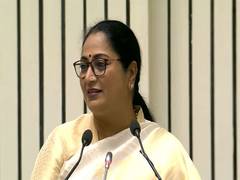 
      
      Delhi CM Rekha Gupta backs Nari Shakti Vandan Adhiniyam
      
      