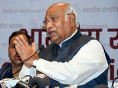 
      
      Mallikarjun Kharge pays tribute to BR Ambedkar
      
      