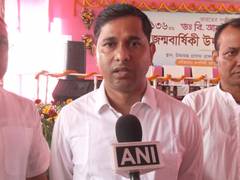 
      
      Tripura Minister Sudhangshu Das pays tribute to B.R. Ambedkar
      
      