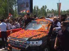 
      
      PM Modi holds roadshow in Dehradun
      
      