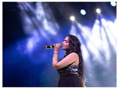 
    Asees Kaur drops new Punjabi song 'Khalsa Sajaya' on Baisakhi
    