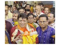 
      
      Govinda offers prayers at Jagannath Temple
      
      
