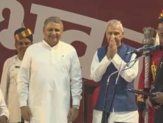 
      
      Bijendra Yadav, Vijay Choudhary take oath as Bihar Deputy CMs
      
      