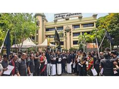 
      
      DMK leaders burn copies of proposed delimitation bill
      
      