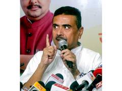
      
      Suvendu Adhikari reacts to his outburst at rally
      
      