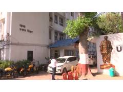 
      
      Delhi Police arrest absconding accused persons in Brigadier assau
      
      