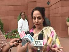 
      
      BJP MP Hema Malini slams Rahul Gandhi's magician remark
      
      