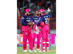 
      
      IPL: RR team manager Bhinder fined Rs 1 lakh for using mobile pho
      
      