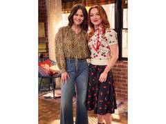 
      
      Jennifer Stone returns in 'Wizards Beyond Waverly Place'
      
      