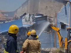 
      
      TN: Fire breaks out Vijayalakshmi Warehouse in Thoothukudi
      
      