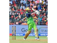 
      
      IPL : Phil Salt's half-century powers RCB to 175 against DC
      
      