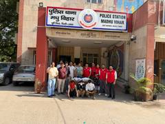 
      
      Delhi Police crack Rs 1 cr blind night burglary case
      
      