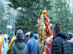
      
      Uttarakhand: Sacred palanquins of Goddess Yamuna, Ganga depart
      
      