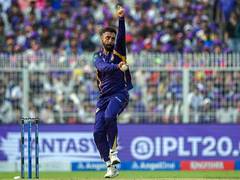 
      
      Varun completes 200 T20 wickets during KKR vs RR IPL 2026 match
      
      