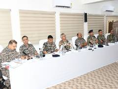 
      
      CAPF chiefs converge in Kolkata to fortify 2026 Bengal poll
      
      