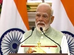 
      
      PM Modi, President Lee set USD 50 billion India-Korea trade goal
      
      