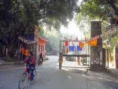 
      
      JNU: 5% supernumerary quota to teaching, non-teaching staff kids
      
      