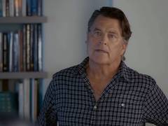 
      
      Ted McGinley on working with Harrison Ford in 'Shrinking'
      
      