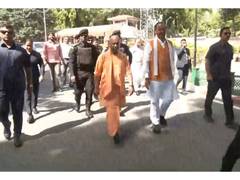 
      
      UP CM Yogi hold 'Jan Aakrosh Mahila Padyatra' after Women's Reser
      
      