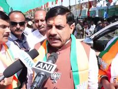 
      
      MP CM campaigns for NDA’s Dr Premkumar in Rasipuram
      
      