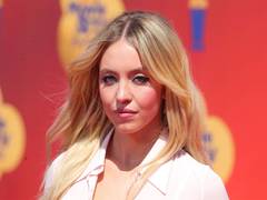
      
      Sydney Sweeney’s scene dropped from ‘The Devil Wears Prada 2’ 
      
      