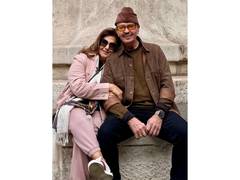
      
      Rakesh Roshan and Pinkie Roshan complete 55 years of togetherness
      
      