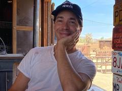 
      
      Justin Long, Ron Perlman to be seen in action-comedy 'Hellhound'
      
      