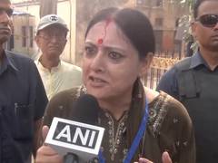 
      
      WB Elections: BJP's Asansol Dakshin candidate Agnimitra Paul...
      
      