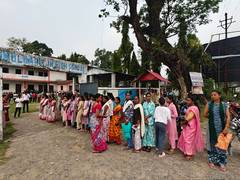 
      
      Bengal records 18.7% voter turnout at 9 am, Tamil Nadu at 17.6%
      
      
