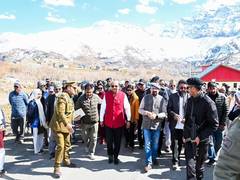 
      
      LG Vinai Kumar Saxena approves landmark tourism reforms in Ladakh
      
      