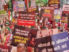 
      
      BJP women hold 'Jan Akrosh Mahila Padyatra' in Shimla
      
      