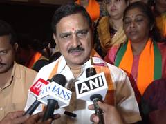 
      
      Union MoS Srinivasa Varma accuses oppn of blocking women's quota
      
      