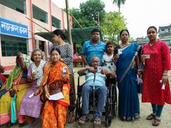 
      
      West Bengal records historic 91.91% voter turnout, TN sees 84.80%
      
      