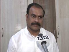 
      
      BRS' Ravula Sridhar hits out after Kavitha launches TRS
      
      