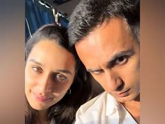 
      
      Shraddha Kapoor heaps praise on rumoured beau Rahul Mody
      
      