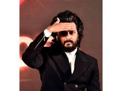 
    Riteish Deshmukh slams “infuriating” remarks on Shivaji Maharaj
    