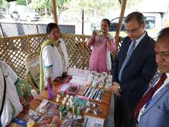 
      
      RBI Governor Sanjay Malhotra visits financial literacy camp in Sa
      
      