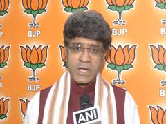 
      
      CR Kesavan slams Vijay Wadettiwar's 'US-like anger' remark
      
      