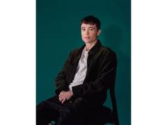 
      
      Elliot Page recalls 