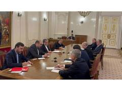 
      
      Iranian FM says war with US 