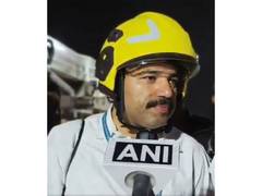 
      
      Pimpri-Chinchwad: Fire brigade brings down 'drunk' man
      
      