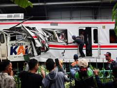 
      
      At least seven dead as trains collide near Jakarta
      
      