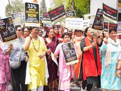 
      
      Mahila Congress stages protest in Dehradun, demands immediate 33%
      
      