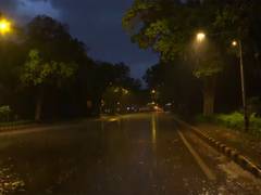 
      
      Rain, gusty winds bring 
