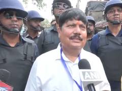 
      
      West Bengal Phase 2 polls: BJP candidate Arjun Singh casts vote
      
      