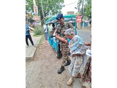 
      
      80-Year-Old voter praises help from security at Karimpur booth
      
      