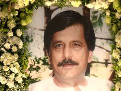 
      
      Prayer meet held in memory of Bharat Kapoor
      
      