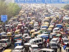 
      
      India auto retail sees broad-based growth in April; Two-wheelers 
      
      